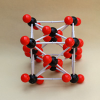 XCM-007_Crystal_structure_model_Carbon_dioxide_(CO2)
